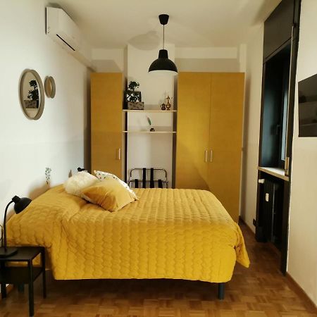 Guesthouse Tree Rooms Industrial ベルガモ エクステリア 写真