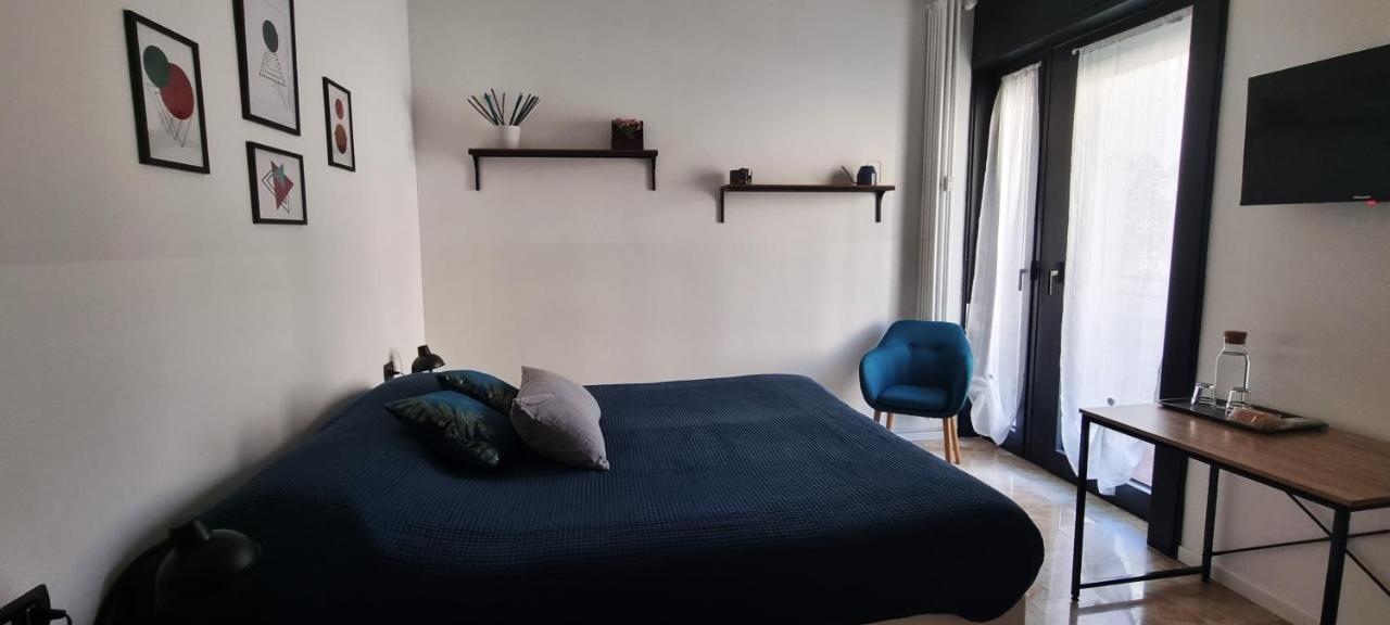 Guesthouse Tree Rooms Industrial ベルガモ エクステリア 写真